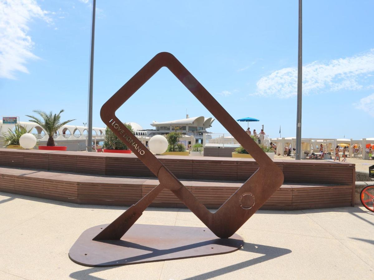 Burello Apartment Lignano Sabbiadoro Luaran gambar