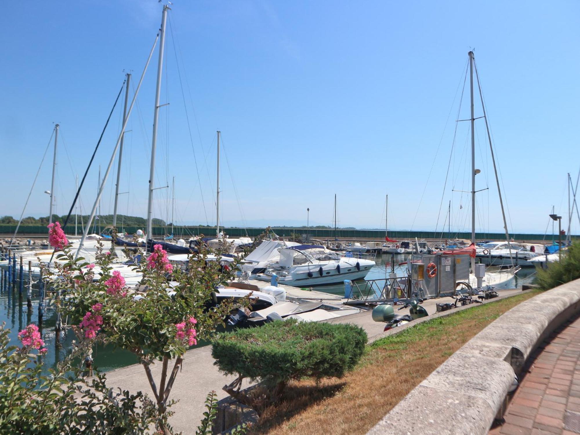 Burello Apartment Lignano Sabbiadoro Luaran gambar