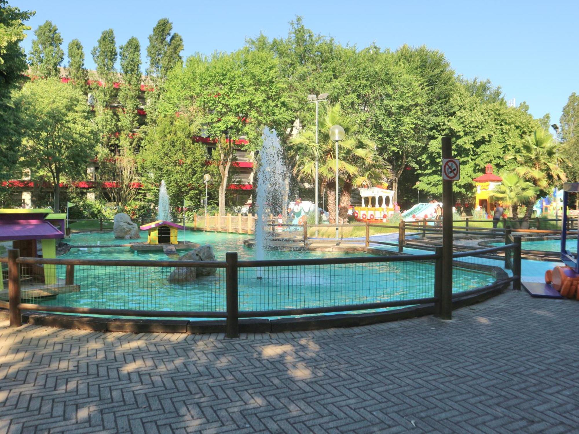 Burello Apartment Lignano Sabbiadoro Luaran gambar