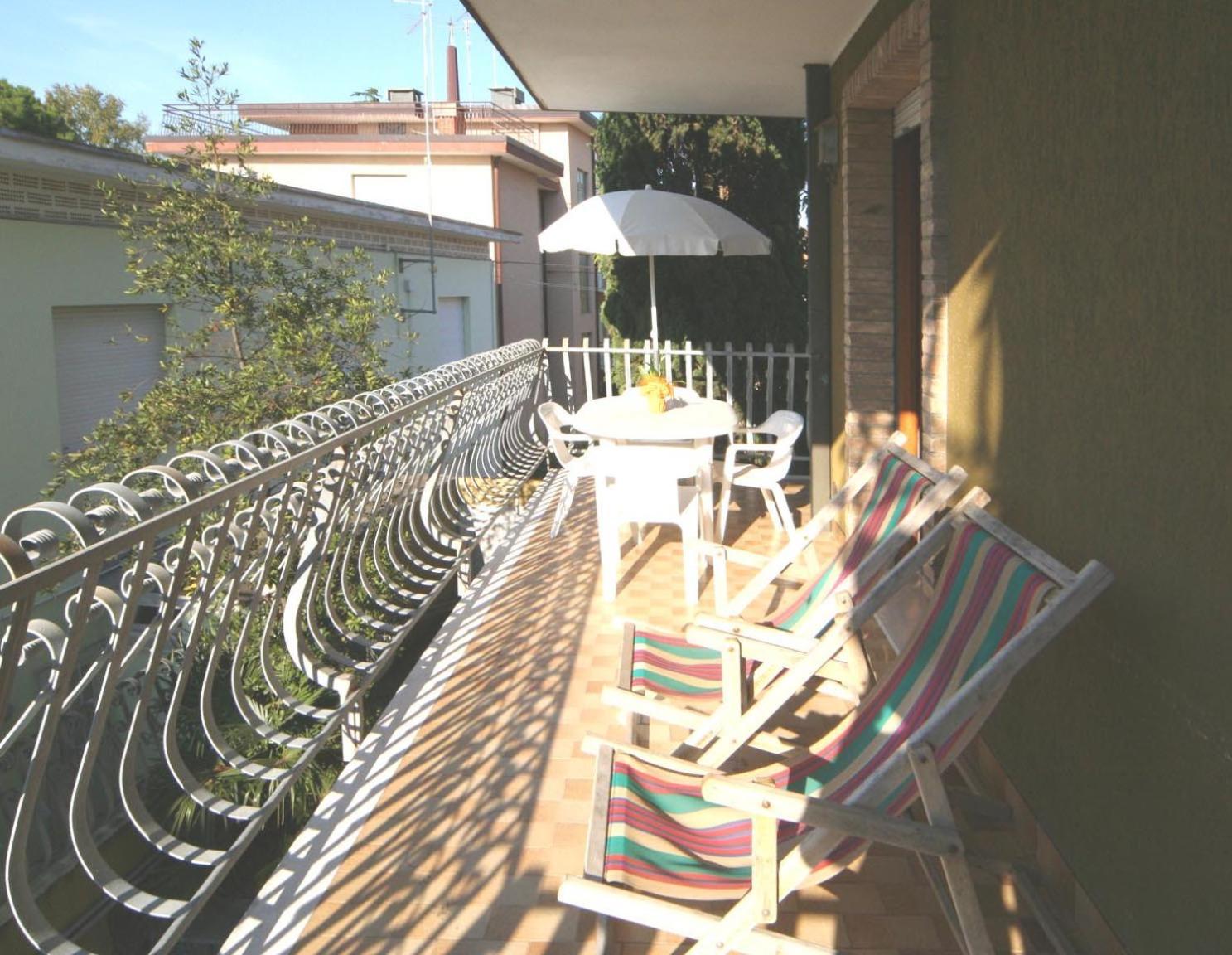 Burello Apartment Lignano Sabbiadoro Luaran gambar